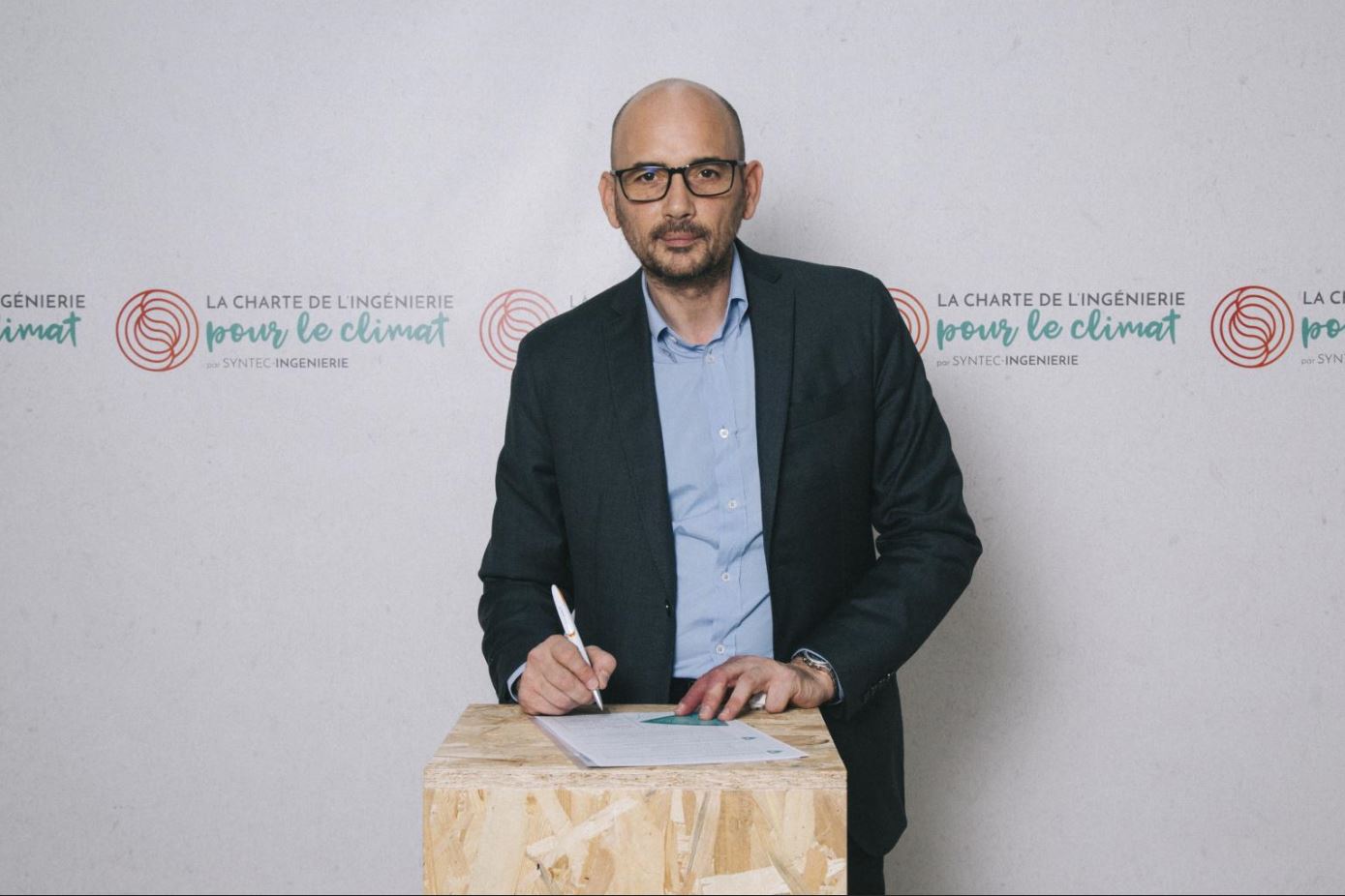Frédéric Barnoud signe la Charte Climat Syntec-Ingénierie